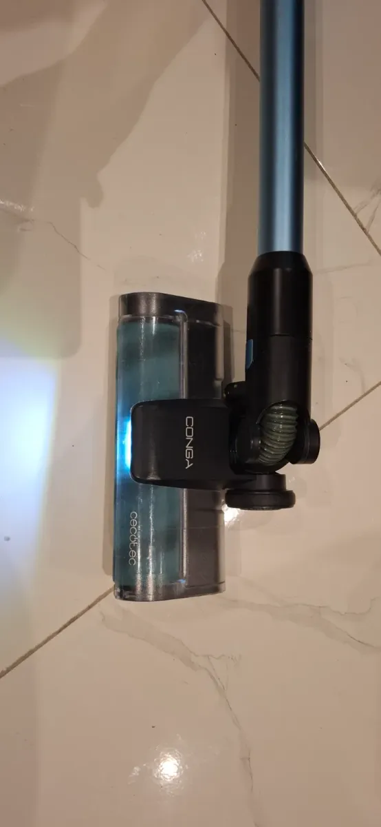 Aspirateur Cecotec conga rockstar 4