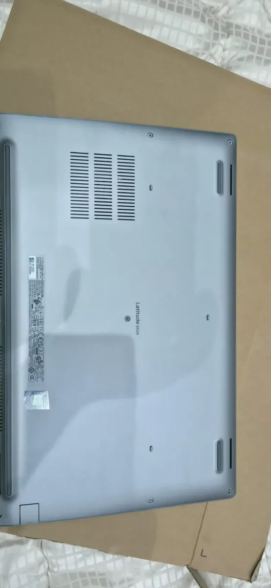 Dell latitude 5520 4