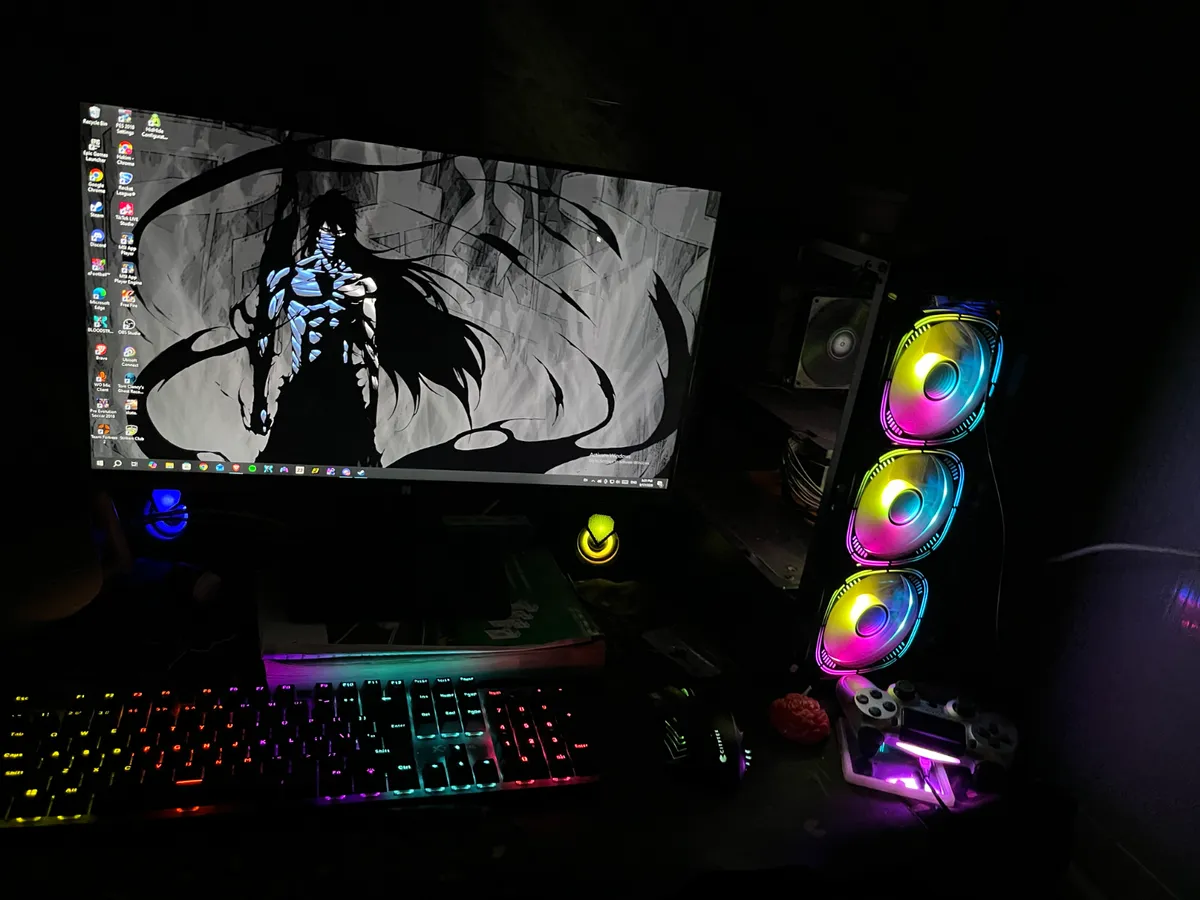 PC Gamer Ryzen 7 5700X | RX 6600 8GB | Écran 240Hz | Setup Complet