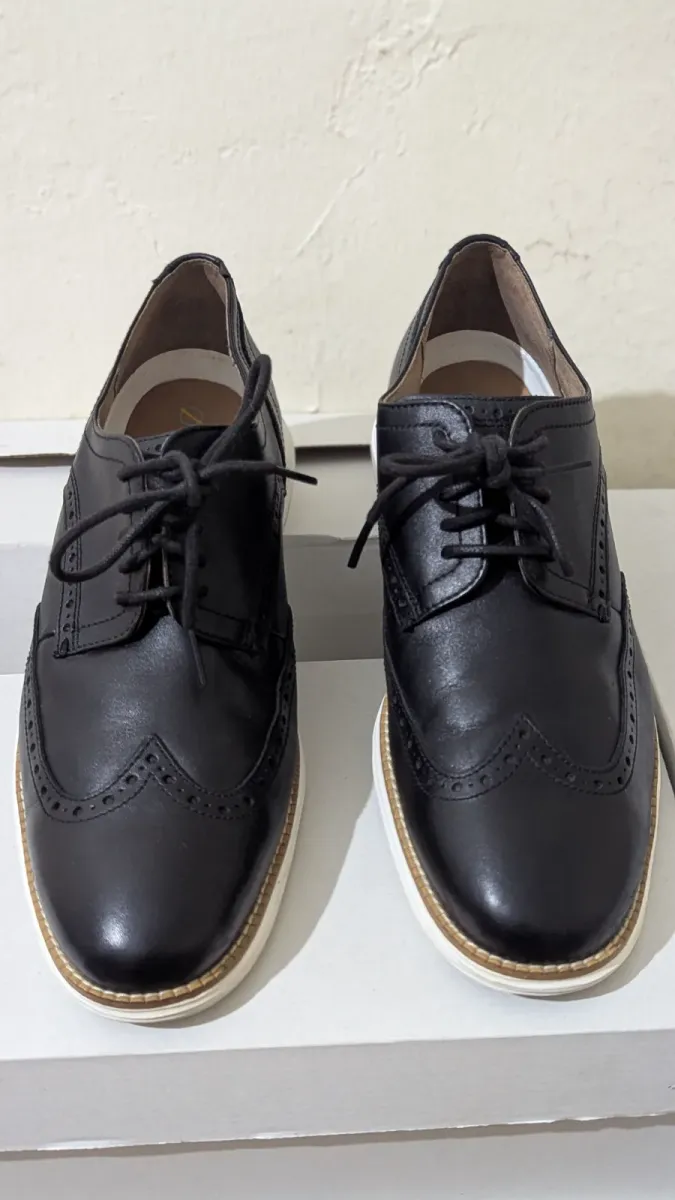 - Cole Haan 'Original Grand' Wingtip Oxford - C26469 - Black / White