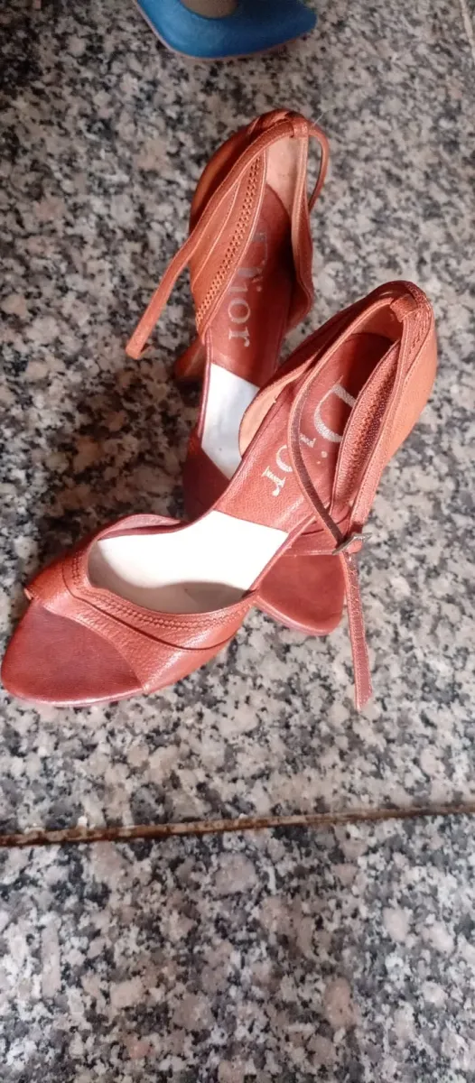 Sandales Dior authentique