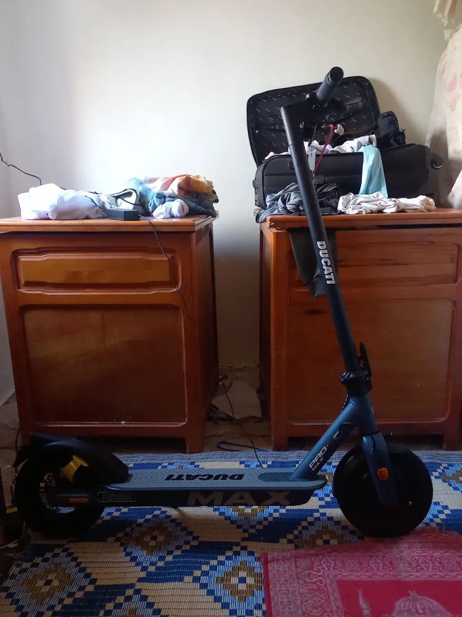 Trottenneittes electric bon etat ducati pro 1 max 4