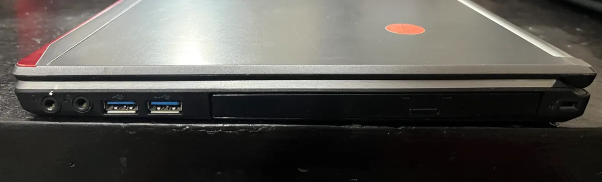 Fujitsu Lifebook E734 i5 4ème Génération – SSD 240GB – 4GB RAM 5