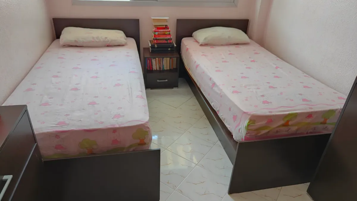 Chambre à coucher 3