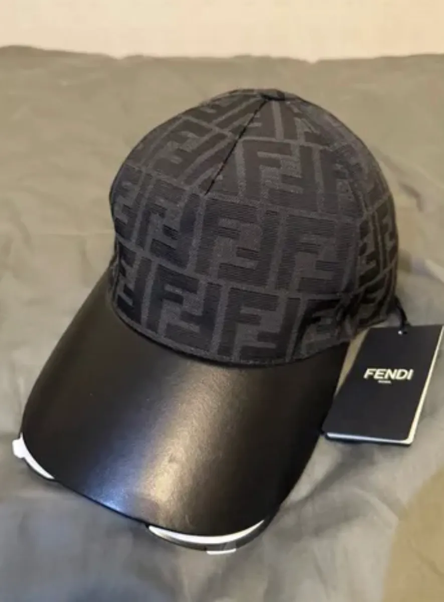 Casquette Fendi – Très bon état