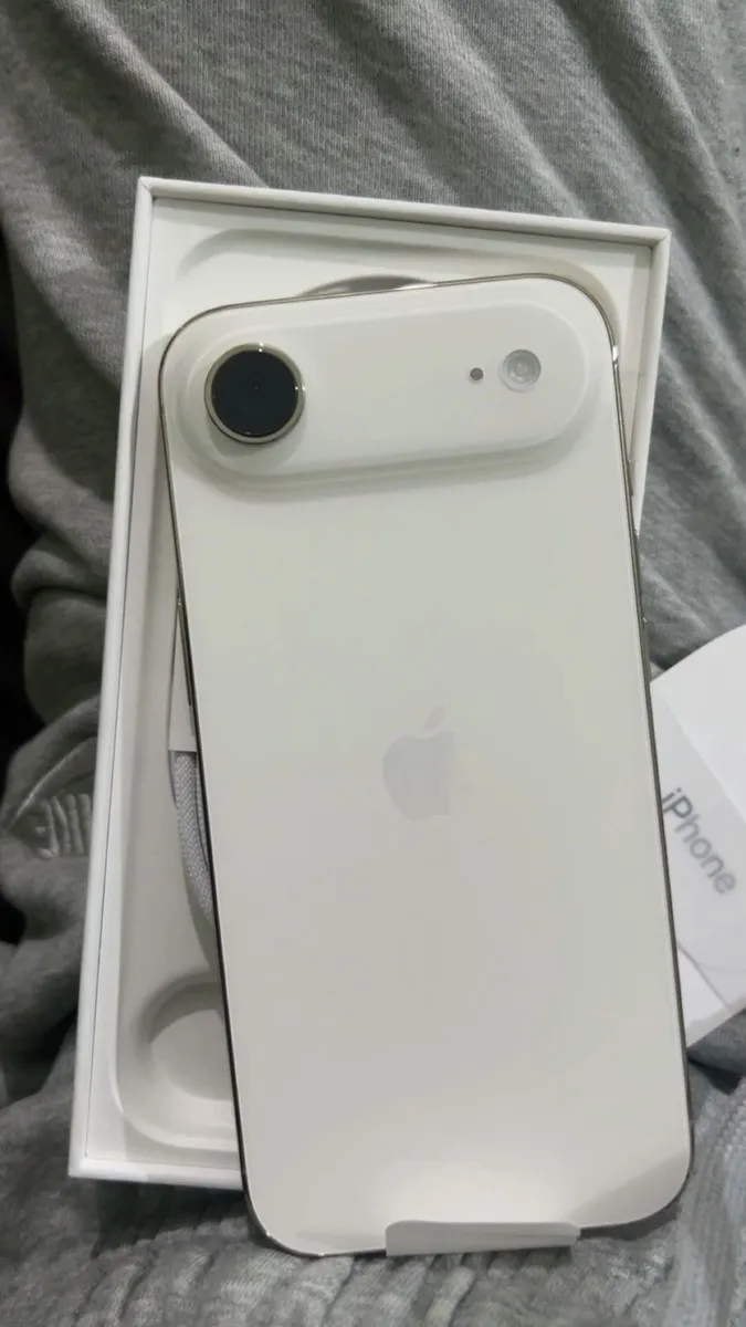 Découvrez notre gamme d’iPhone neufs 4