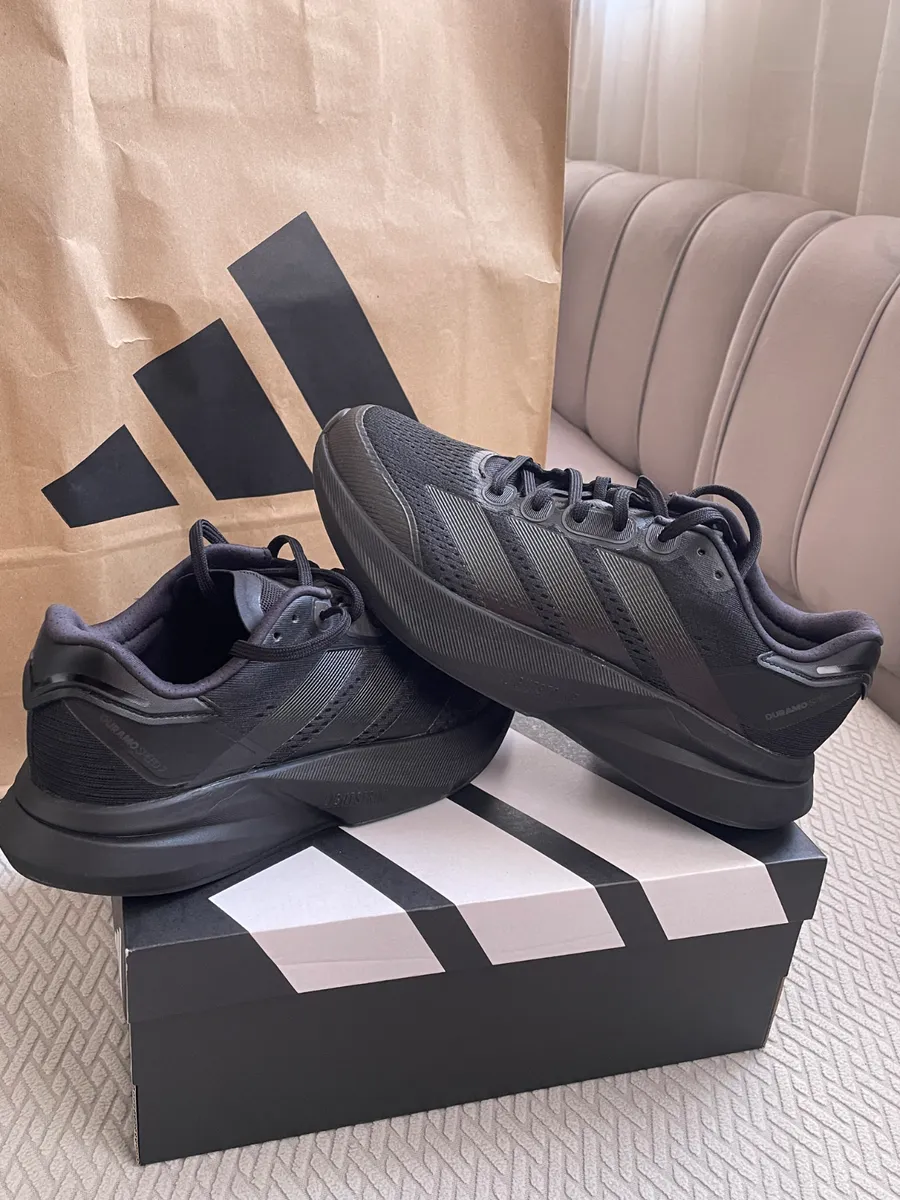 🔥 Adidas Originale Neuve 100% – Jamais Portée – Taille 42 3
