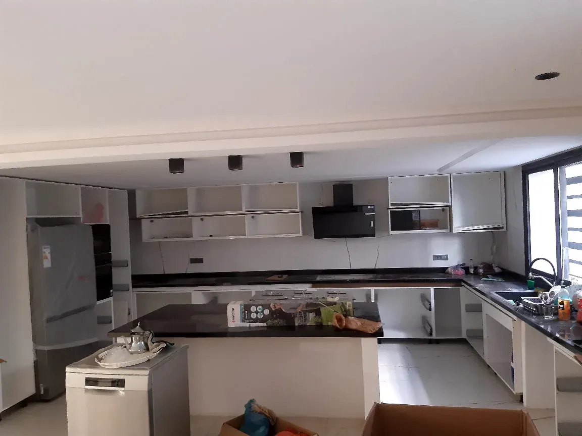 Cuisine équipée moderne 3