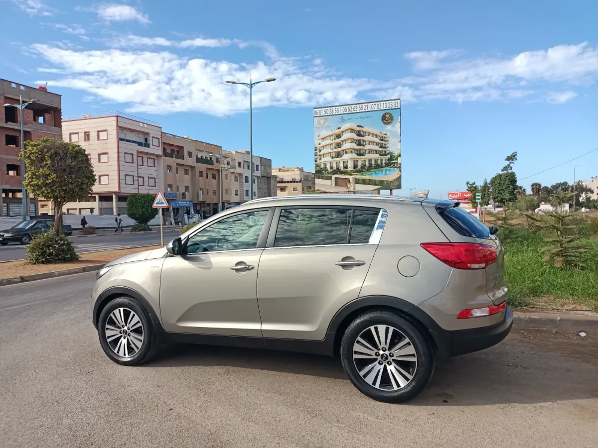 Kia Sportage Prestige 4